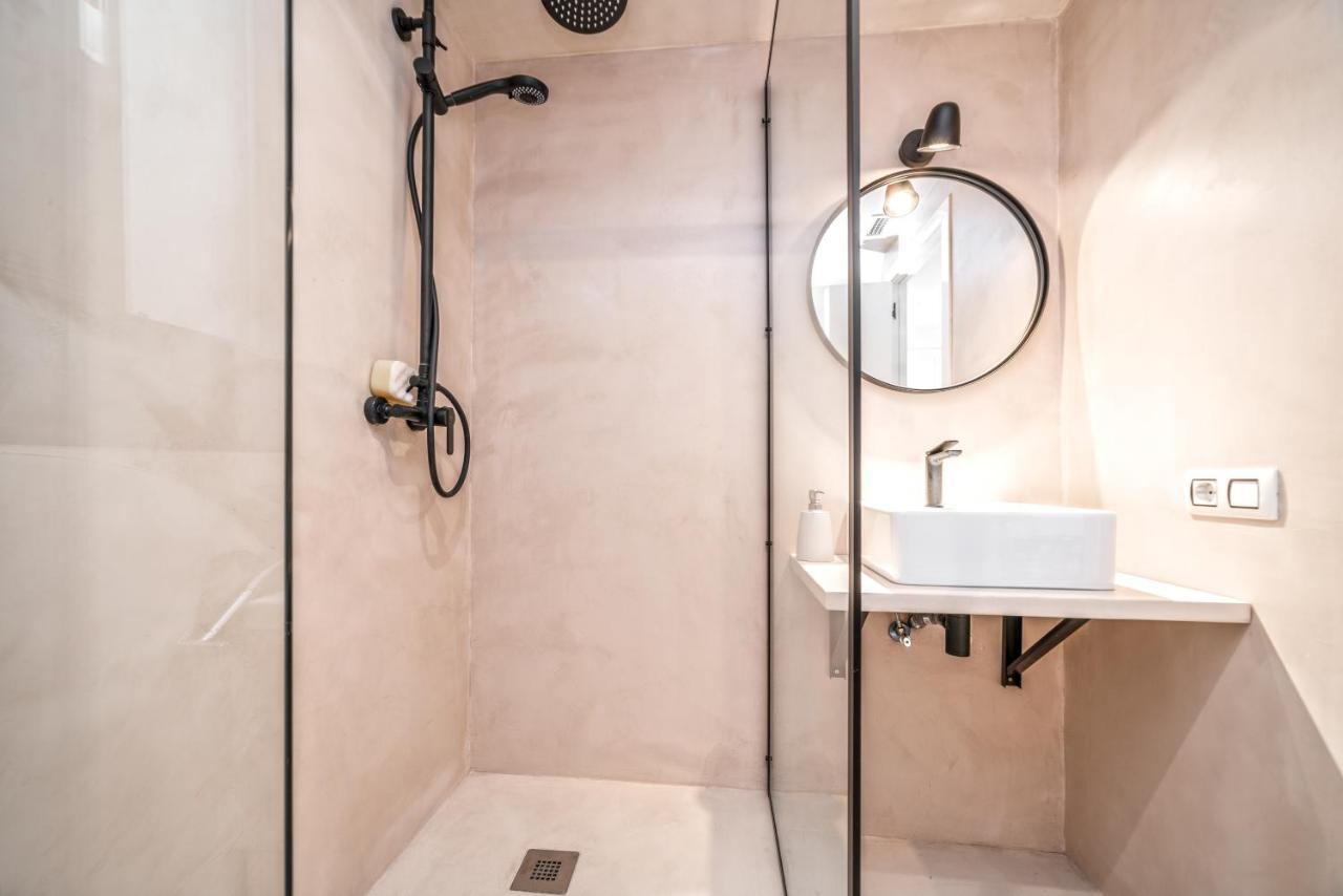 Granvia732 Apartment Barcelona Exterior photo