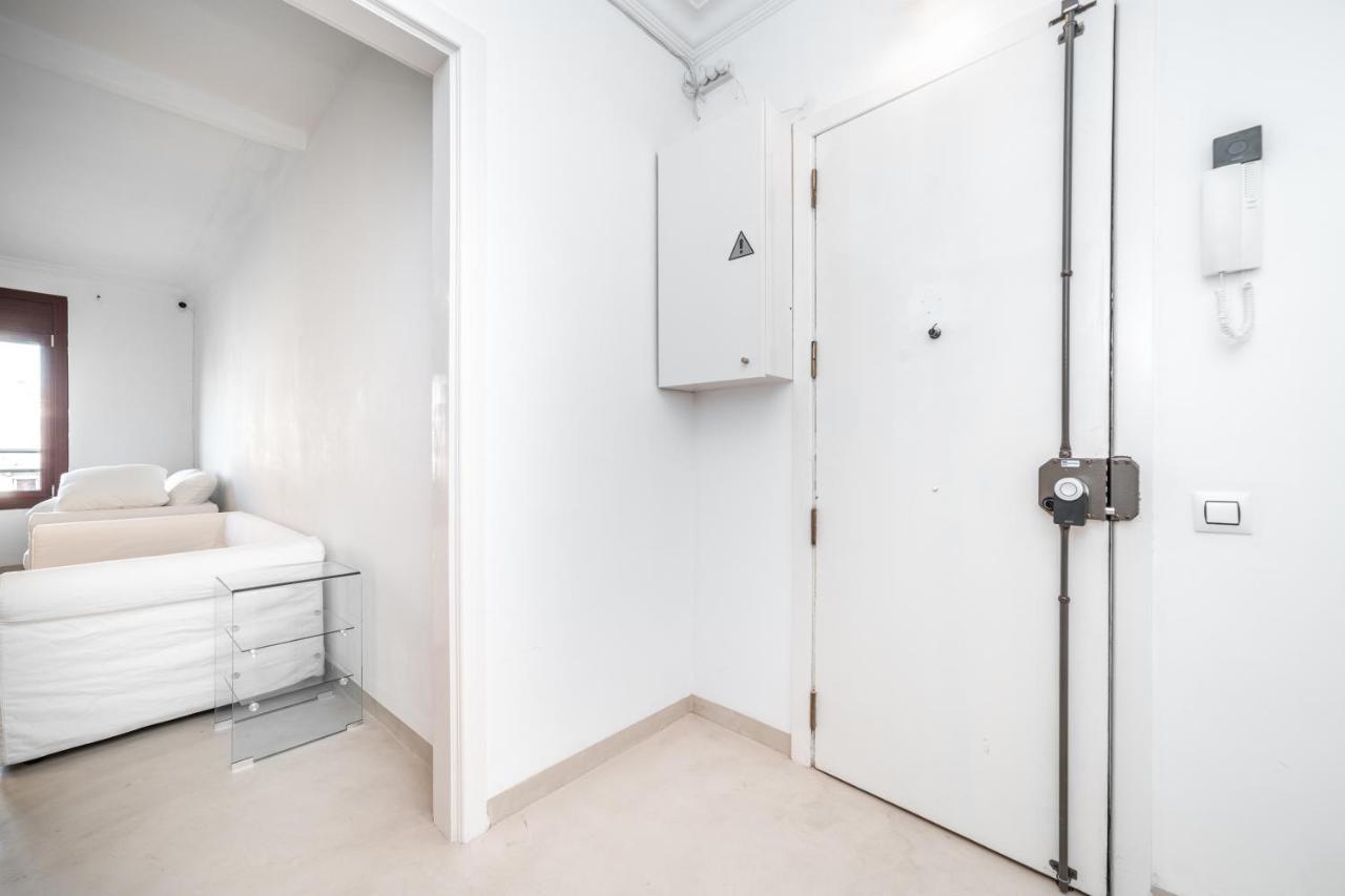 Granvia732 Apartment Barcelona Exterior photo